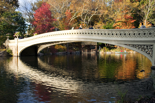 2010-09-26-BowBridgeinCentralParkbyArienneDaveywithoutcanoe