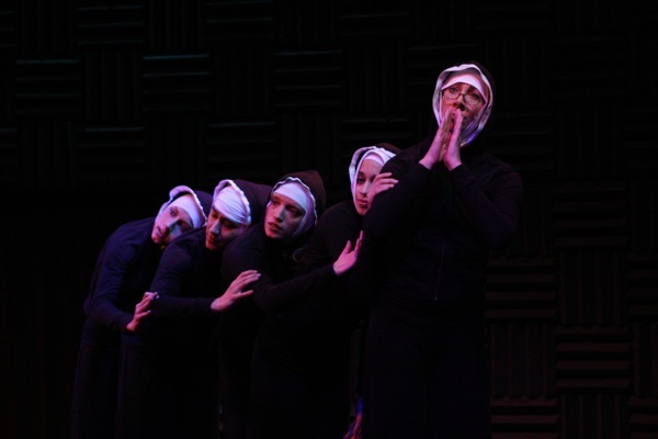 2010-09-28-nuns.jpg