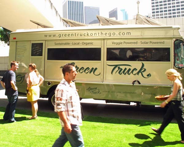 2010-09-30-SmallGreenfoodtruck.jpg