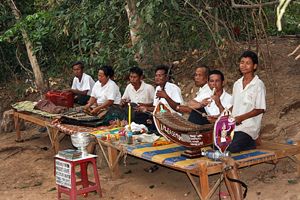 2010-10-20-Cambodia_Music300.jpg