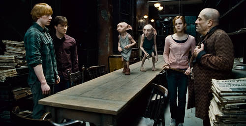 2010-11-18-3harrypotterdeathlyhallowsdobbykreacherphoto.jpg