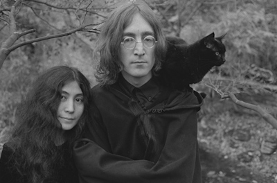 2010-11-29-Lennon_blog_The35_5Frame_1_1_400px_72.jpg