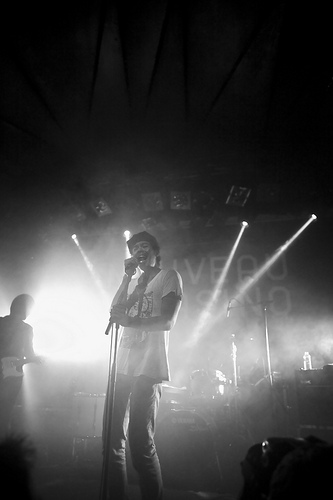 2010-12-04-TemperTrap.jpg