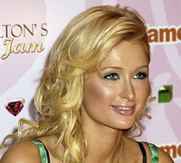 2010-12-10-Paris_Hilton_3_Crop.jpg