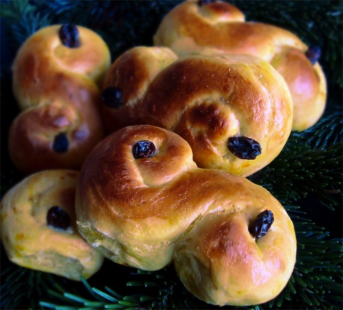 Saint Lucia Day And Swedish Lussebullar | HuffPost Life