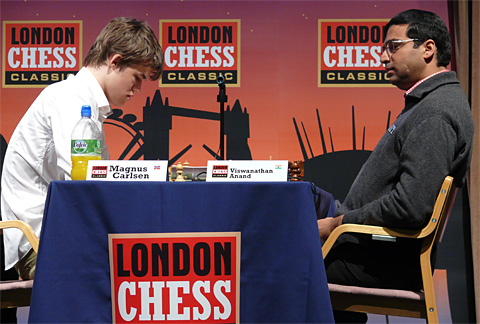 2010-12-15-AnandCarlsen.jpg