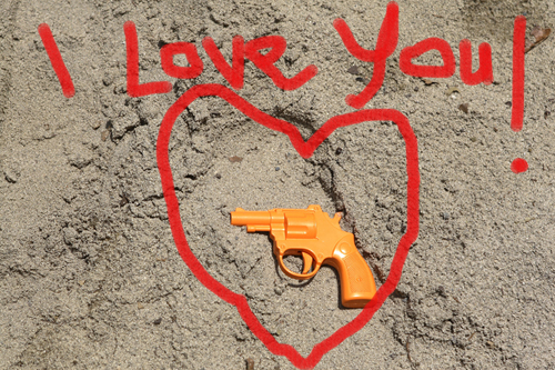 2011-02-15-gunlove.jpg