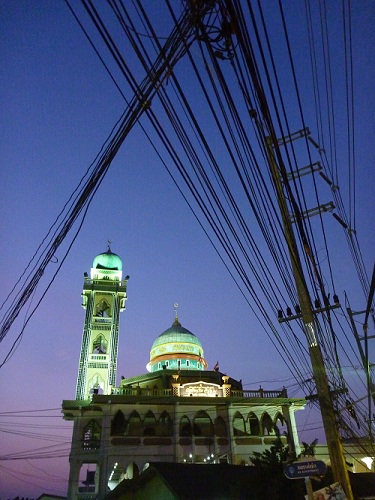 2011-03-09-MosqueinPatong.jpg