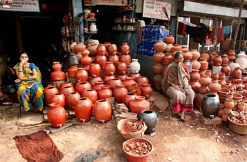 2011-03-11-500pxMumbai_Slum_Economy.jpg