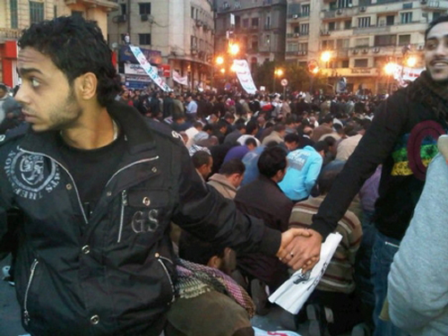 2011-03-25-copts_tahrir.jpeg