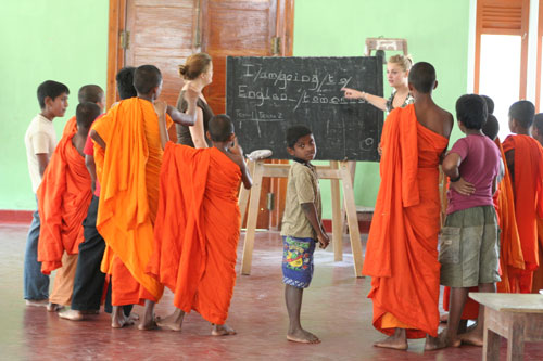 2011-05-04-1TeachinginSriLanka.jpg