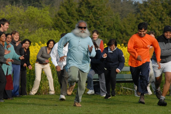 2011-05-23-SadhgururacesaparticipantatBSP.JPG