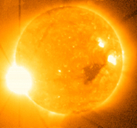 2011-06-30-solarflaresm.jpg