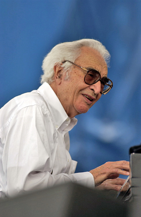 2011-07-03-DaveBrubeck04_2891lowbyJohnAbbott.jpg