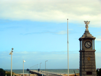 2011-07-06-PortAdelaideSemaphore.jpg