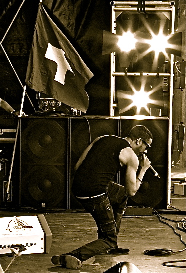 2011-07-12-RyanLeslie_ZurichOpenAirFestival_2011_2Sepia.jpg