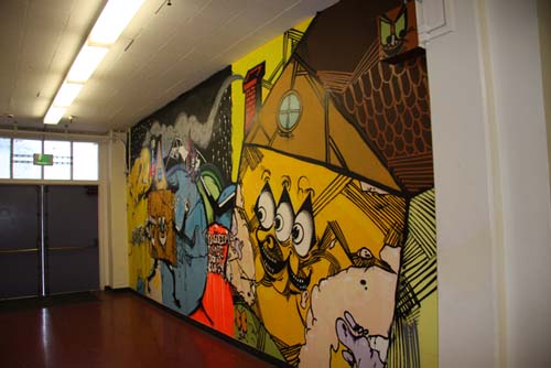 2011-07-13-ManualArtsHigh_hallway.jpg