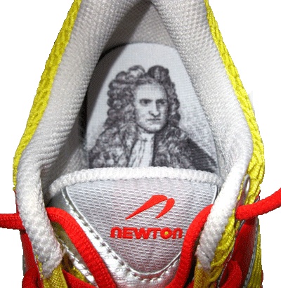 2011-07-27-Newton_shoes_Isaac_Newton.jpg