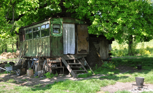 2011-08-17-kisa-lala-images-new-nomads-RomaniaKisaLala0587.jpg