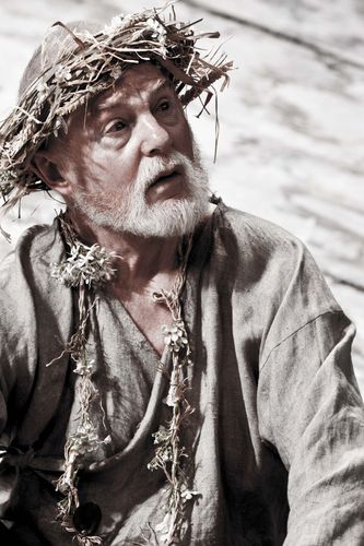 2011-09-06-kinglear-KingLear_DerekJacobi4_PC_JohanPersson.jpg