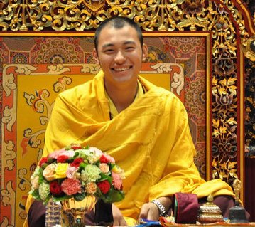 2011-09-09-KaluRinpoche.Throne.jpg