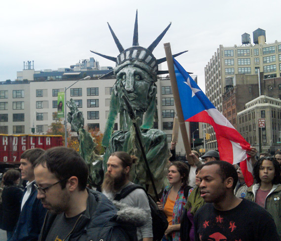 2011-11-17-statue.jpg