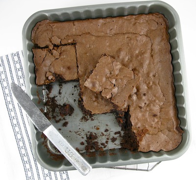 eating brownies clipart