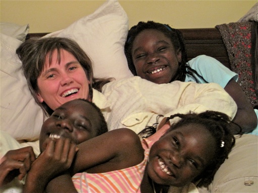 2011-11-29-Janeandkids.jpg