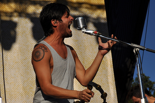 2011-12-02-Youngthegiant.jpg