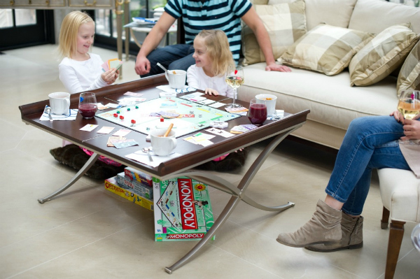 2012-01-25-FamilyGameNight2.jpg