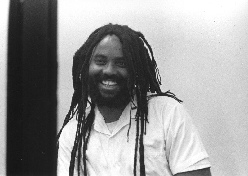 2012-02-20-mumiaabujamal.jpg