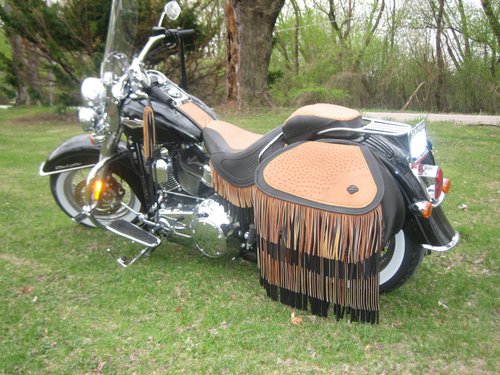 2012-03-14-SeatandSaddlebagsforaHarleyDavidsonSoftailDeluxebyWoodstockCustomLeatheratCustomMade.com.jpg