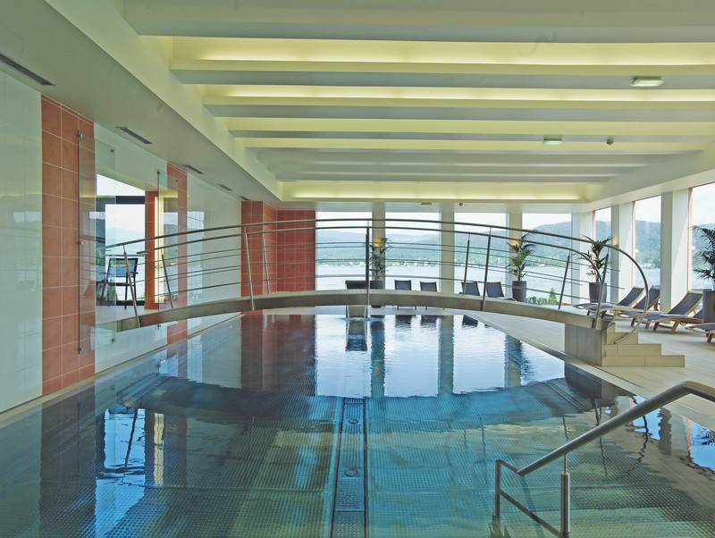 2012-03-16-poolviva.jpg