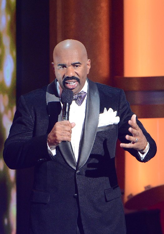 2012-03-28-SteveHarveysmaller.jpg