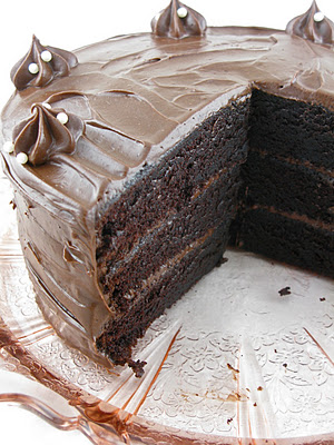 2012-04-08-CHOCOLATEESPRESSOLAYERCAKEIII.jpg