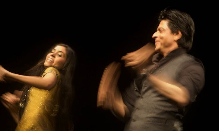 2012-04-13-Shah_Rukh_Khan_Yale_E.jpg