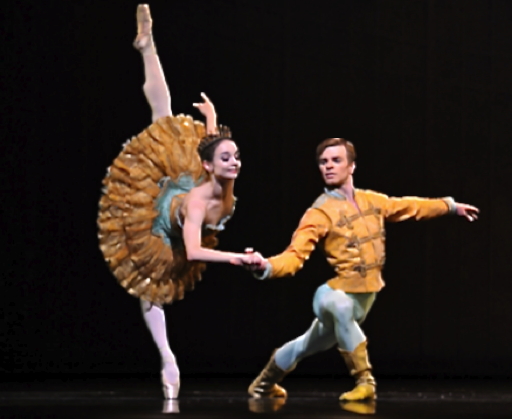 2012-04-16-MariaKochetkovaandGennadiNedvigin.TheNutcrackerGrandPasdeDeux.PhotoErikTomasson.jpg