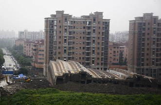 2012-04-27-ShanghaiApartment.jpg