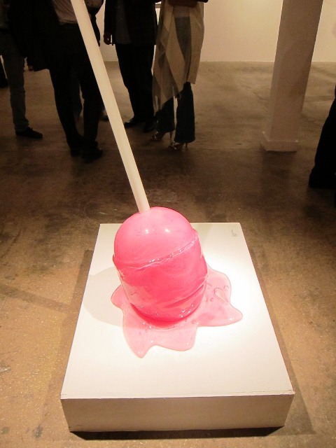 2012-05-10-PinkChampagneMeltdownBlowPopSculpturebyDesireObtainCherishakaJonathanPaul.JPG