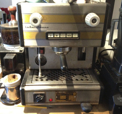 2012-05-23-CoffeeMachine.jpg