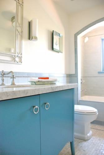 2012-05-29-PHSbluebathroom.jpg