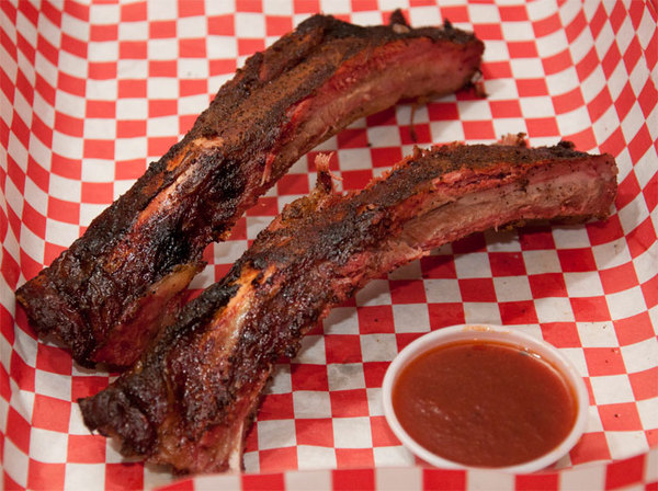 2012-06-17-dinosaur_ribs.jpg