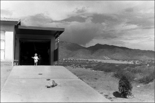 2012-06-21-GarryWinogrand.AlbuquerqueNewMexico1957.jpg