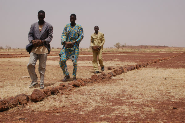 2012-06-29-StonebundinginBurkinaFaso.jpg