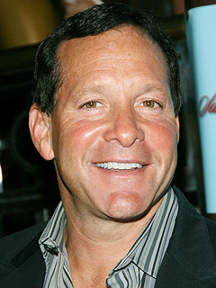 2012-07-13-SteveGuttenberg.jpeg