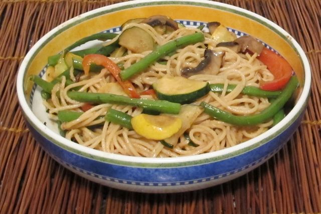 2012-07-13-peanutnoodleswithstirfry.jpg