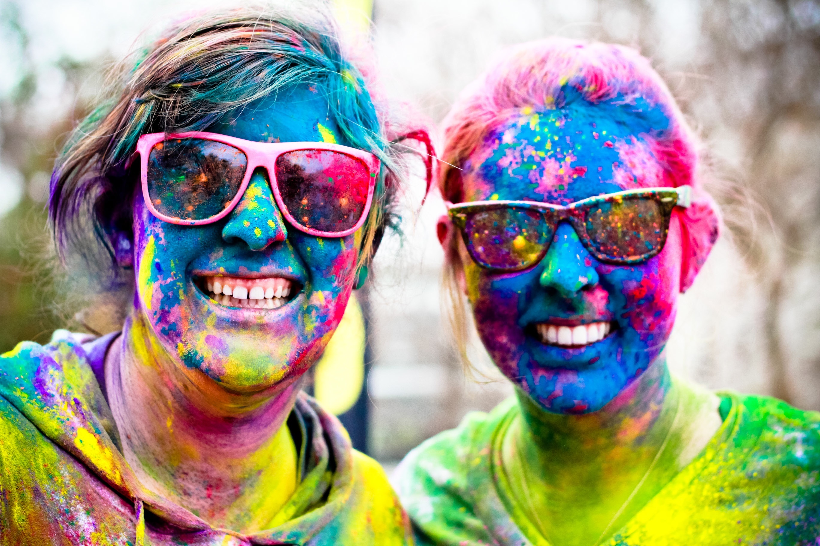 https://images.huffingtonpost.com/2012-07-15-COLORRUN1.jpg