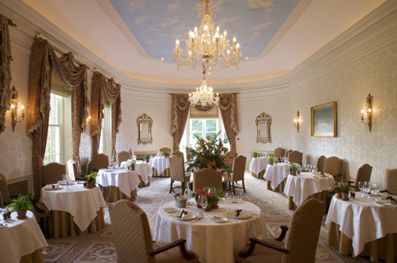 2012-07-31-Lucknamrestaurant.jpg
