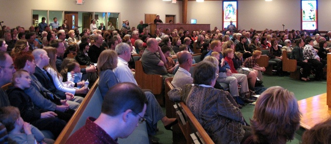 2012-08-16-churchinpews.jpg