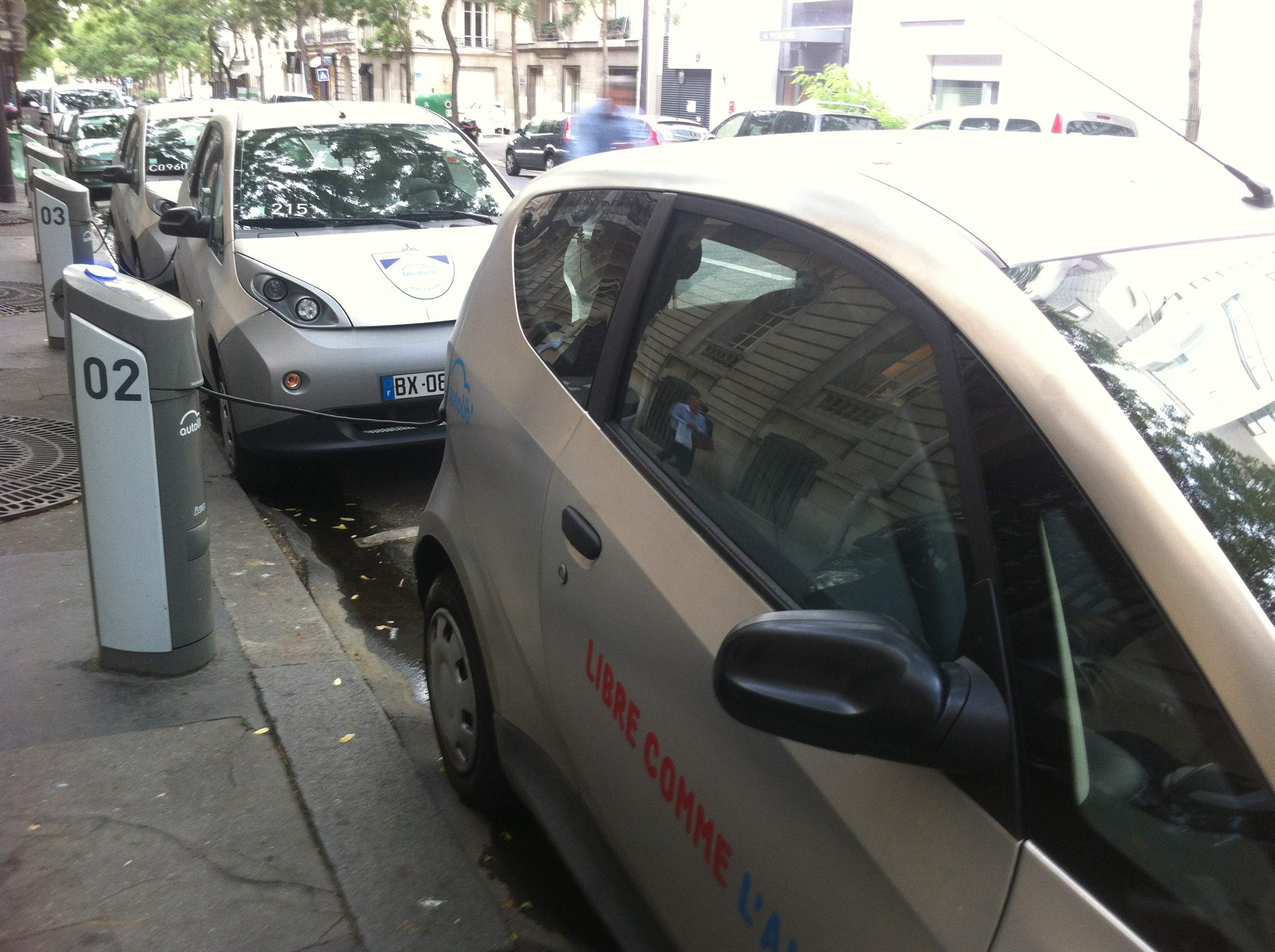 2012-09-05-PlugInCar.jpg